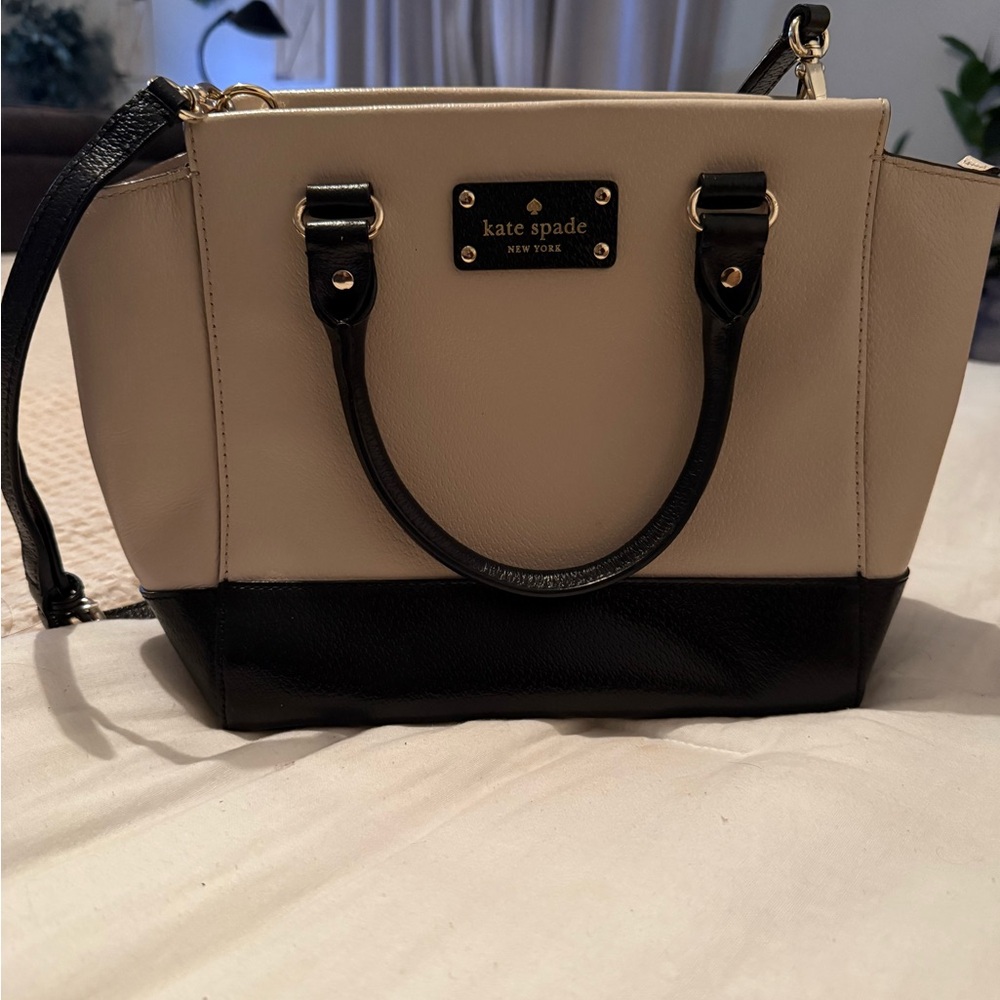 Kate Spade Black/Beige Tote Bag
